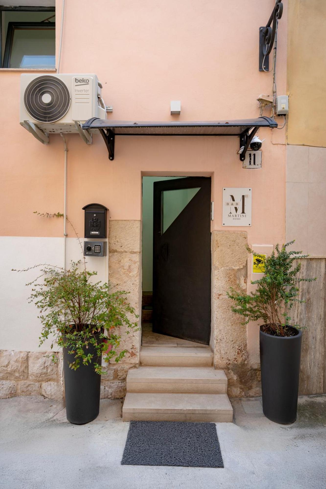 B&B Martini Home 11 Altamura Buitenkant foto
